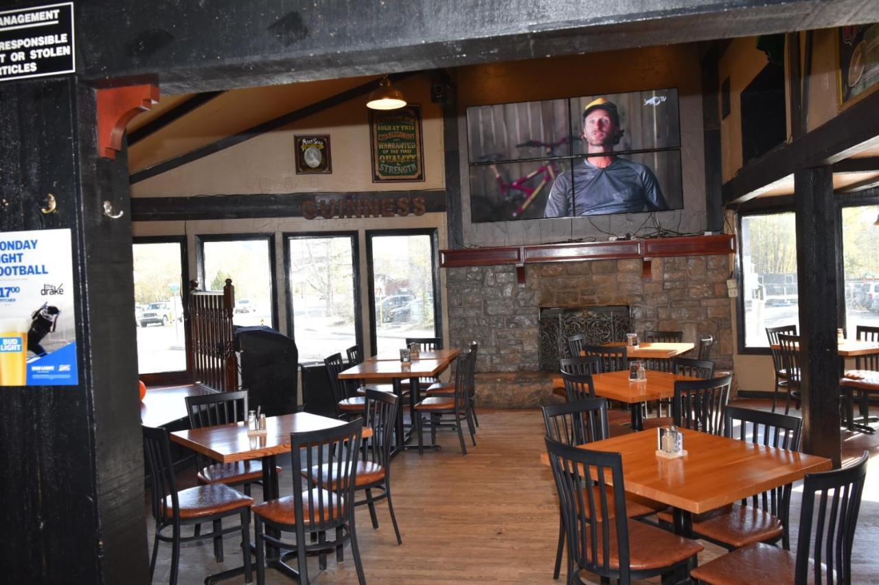 The Drake Inn Canmore Kültér fotó