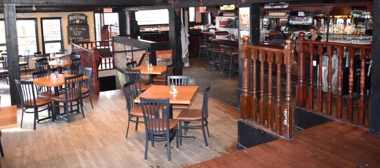 The Drake Inn Canmore Kültér fotó