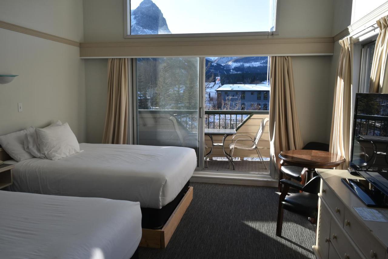 The Drake Inn Canmore Kültér fotó