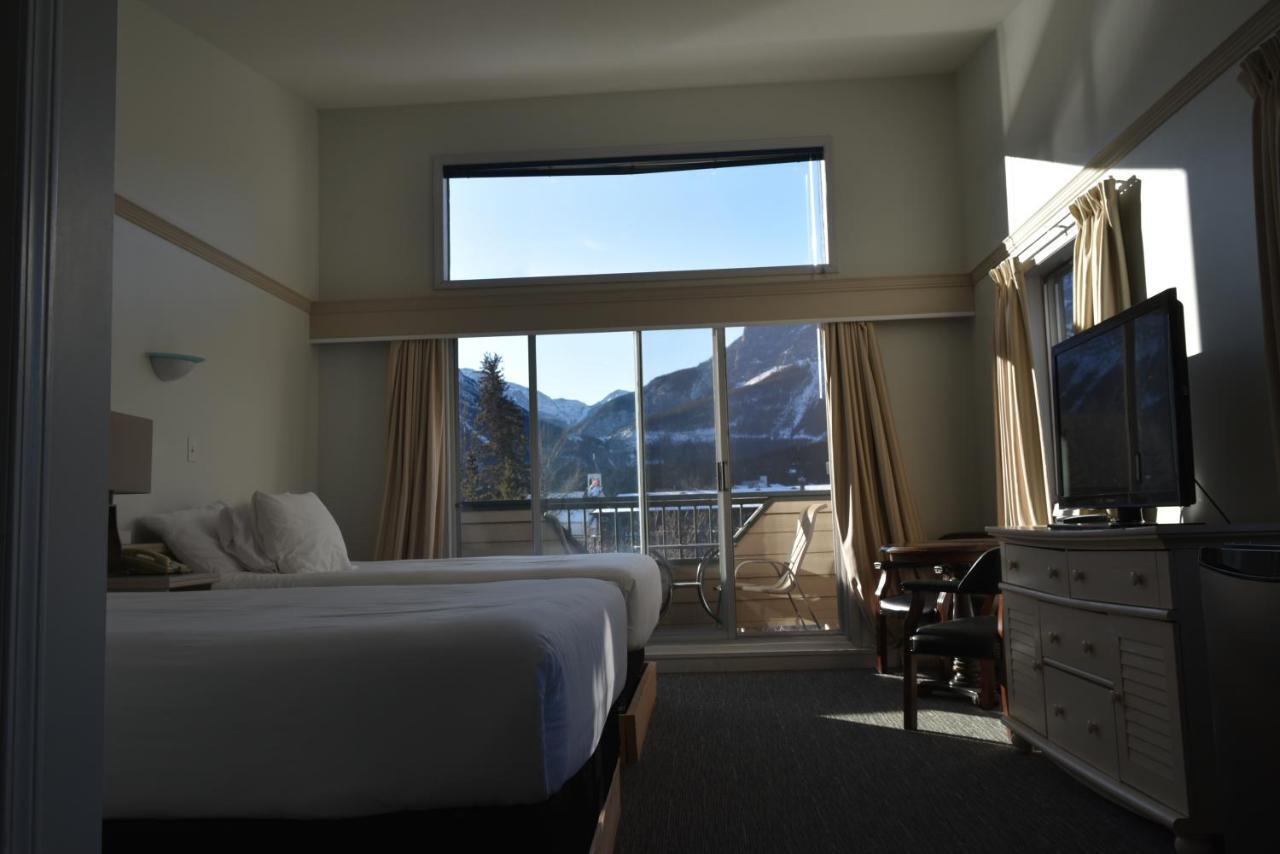 The Drake Inn Canmore Kültér fotó