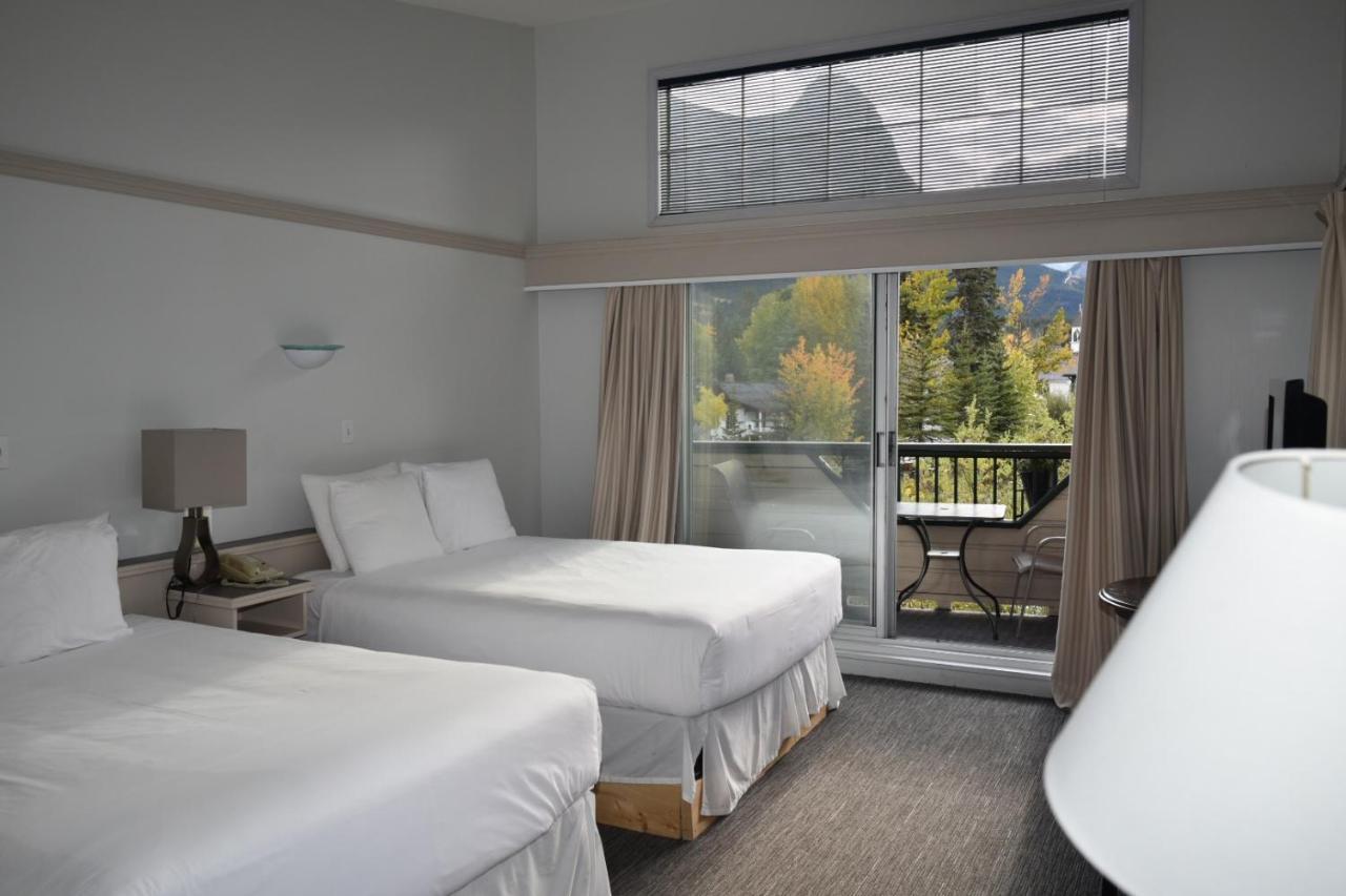 The Drake Inn Canmore Kültér fotó